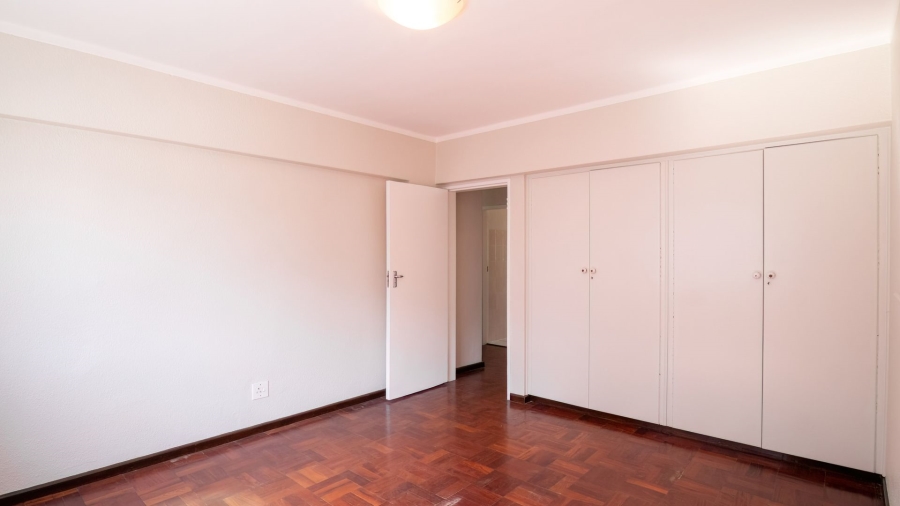 To Let 2 Bedroom Property for Rent in Sea Point Western Cape